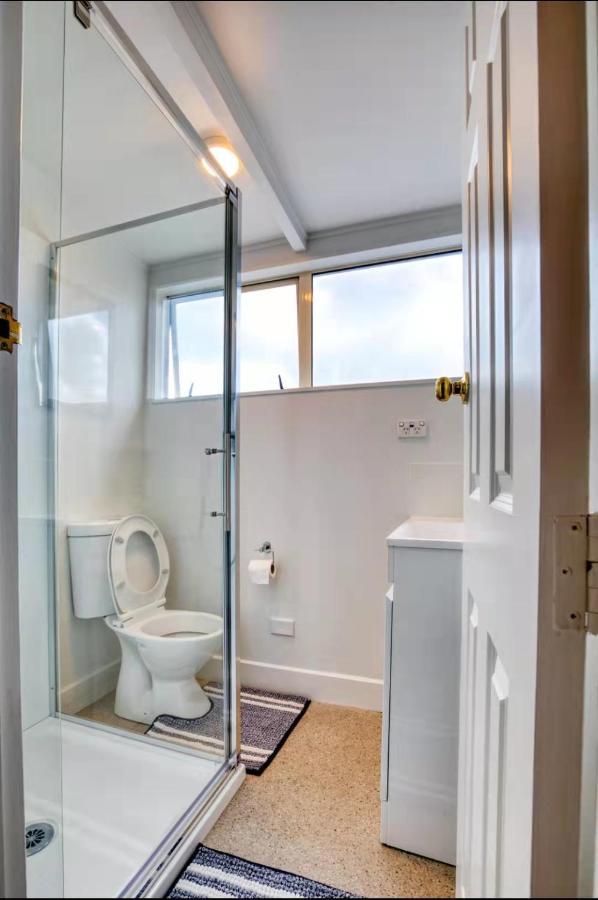 Villa Near Cbd And Globox Arena Hamilton Ngoại thất bức ảnh